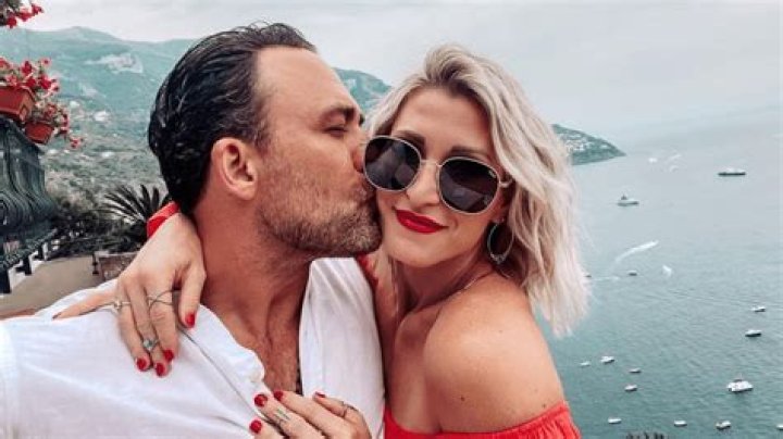 Jvirall Age, Birthday, Wikipedia, Who, Nationality, Biography