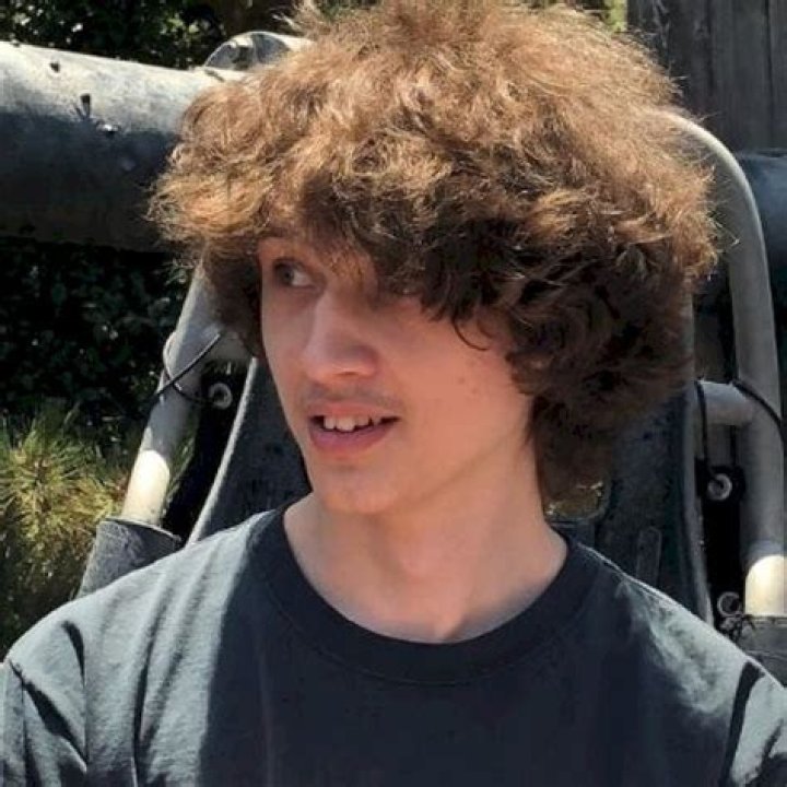 Raccooneggs Height, Weight, Net Worth, Age, Birthday, Wikipedia, Who, Nationality, Biography